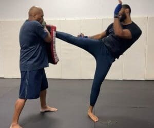 5 Reasons Why Adults Should Try Kickboxing and Muay Thai at POW! Gym Chicago